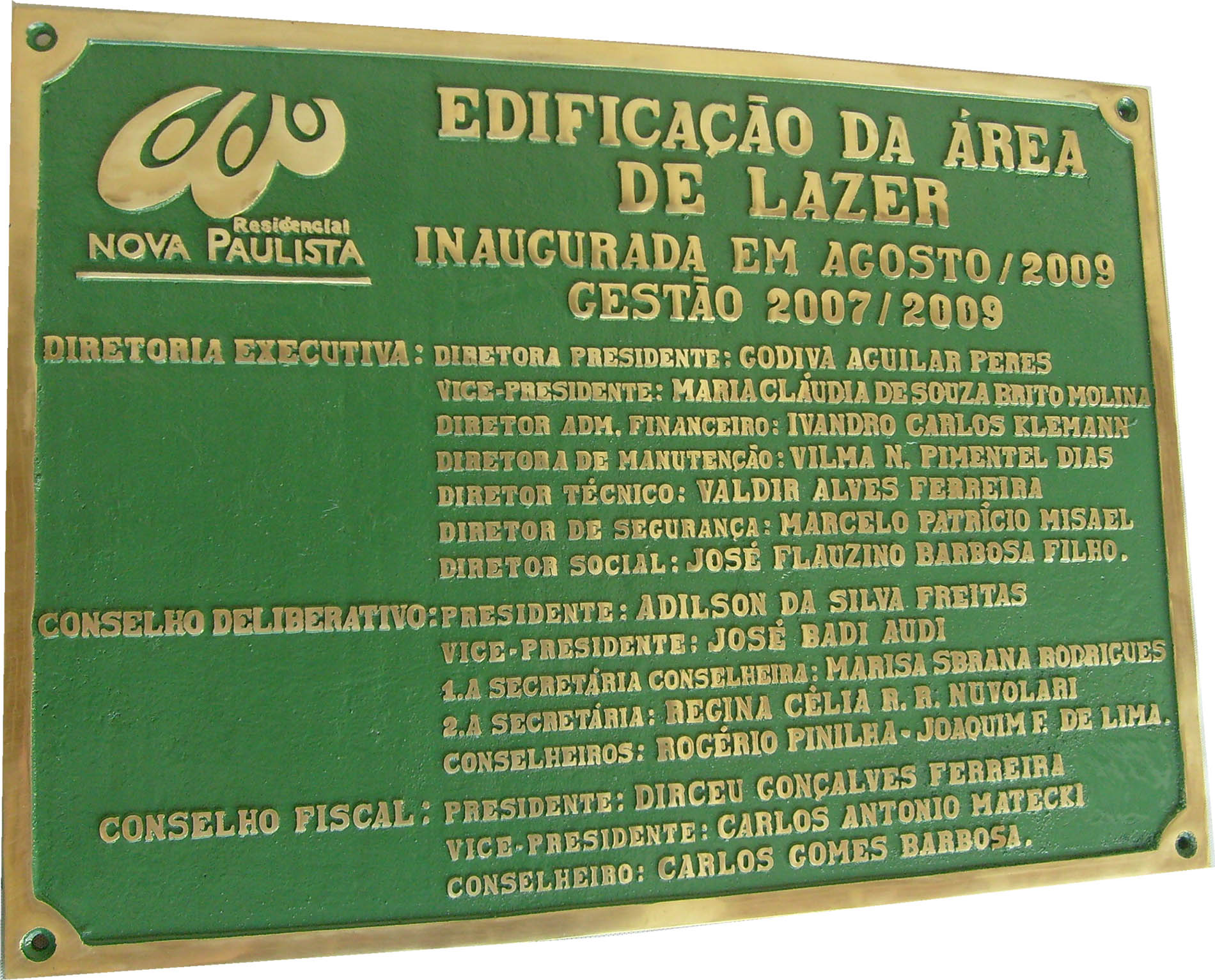 PLACA DE BRONZE FUNDIDO